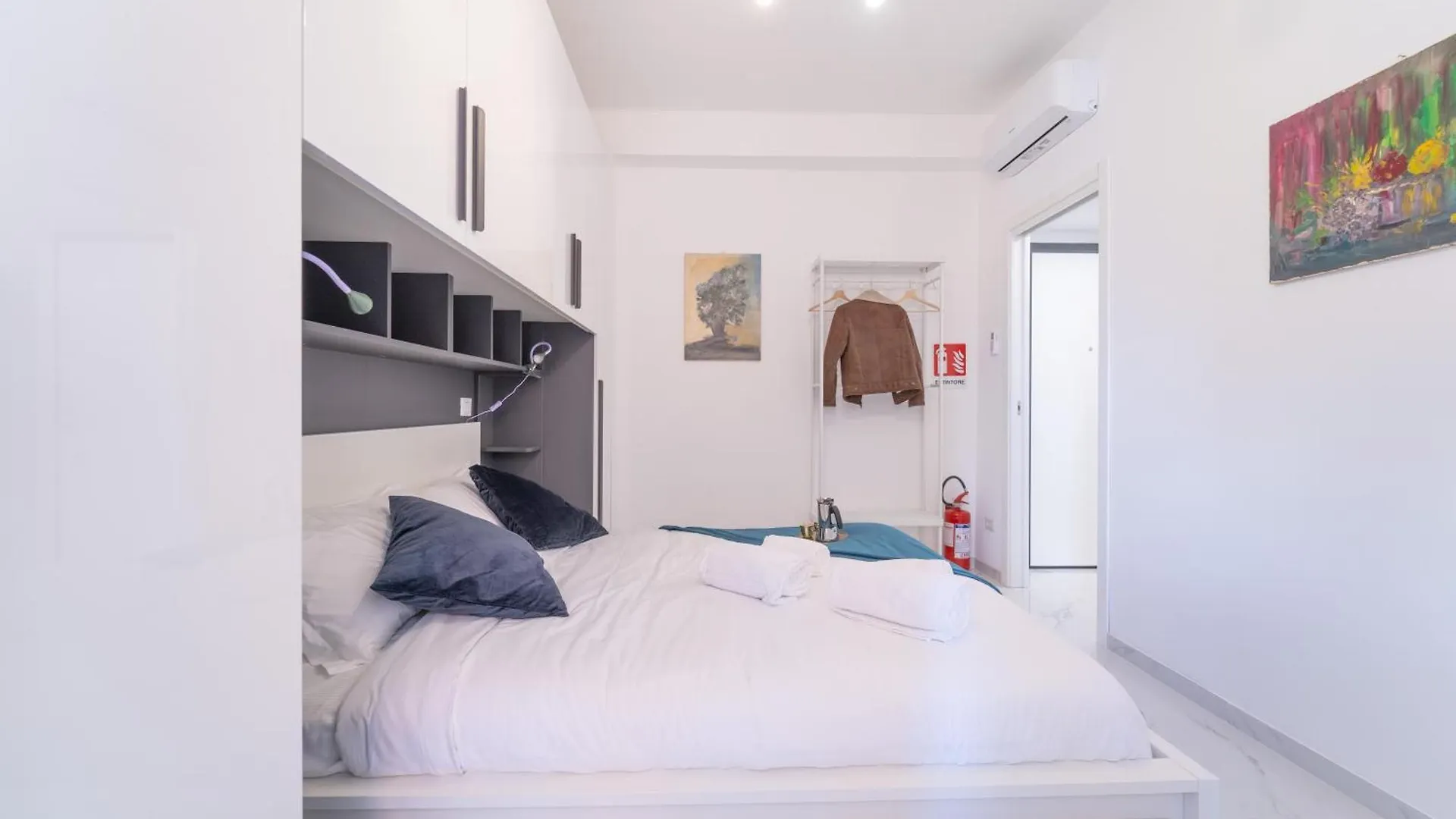 I Host Apartment - Palmanova 187 Milão